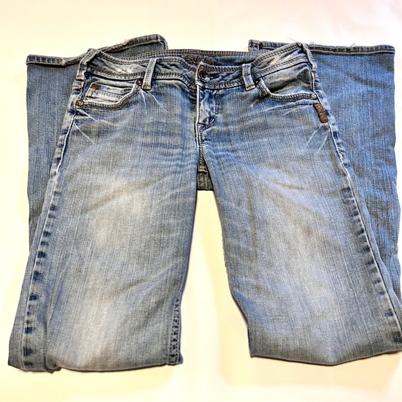 Y2K Silver Jeans Low Rise Boot Cut Embroidered Denim Jeans Women's Sz 27 - Picture 1 of 7